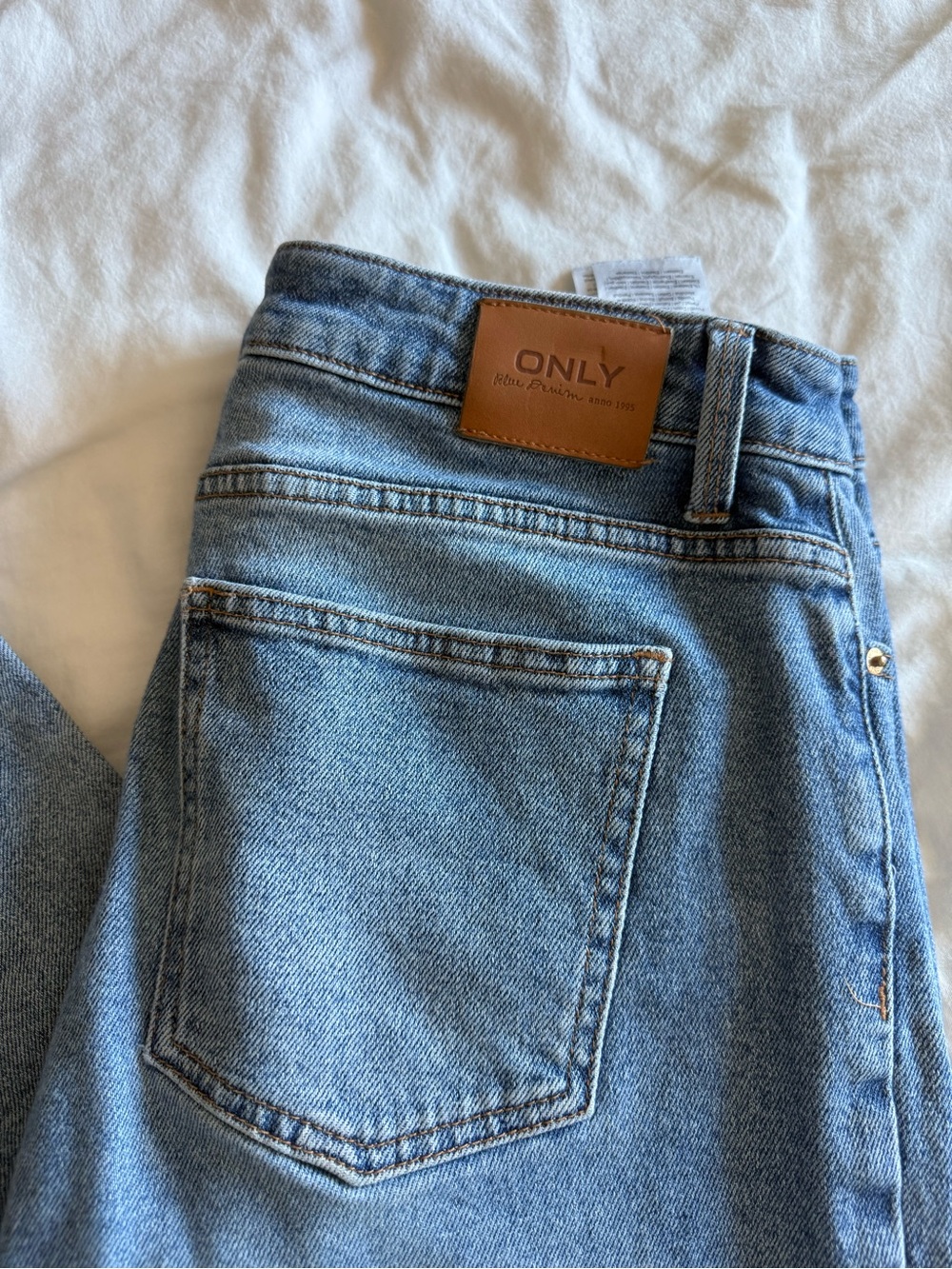 Only High Rise Jeans - Picture 3 of 6